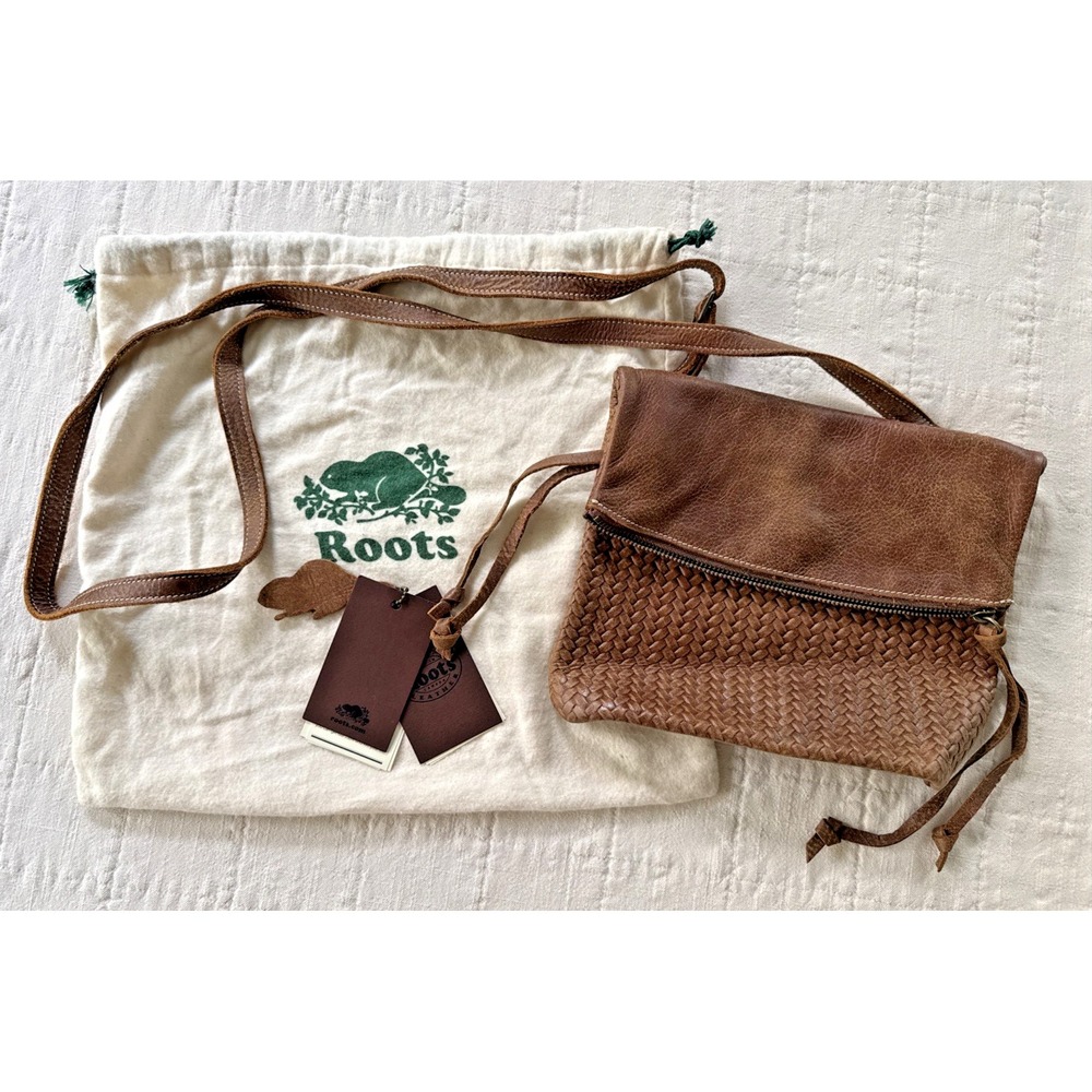 Vintage Y2K ROOTS CANADA Braided Woven Brown Leather Small Shoulder Bag Purse